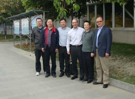 与 Donaldson的交流_维多利亚vic308首页2.jpg